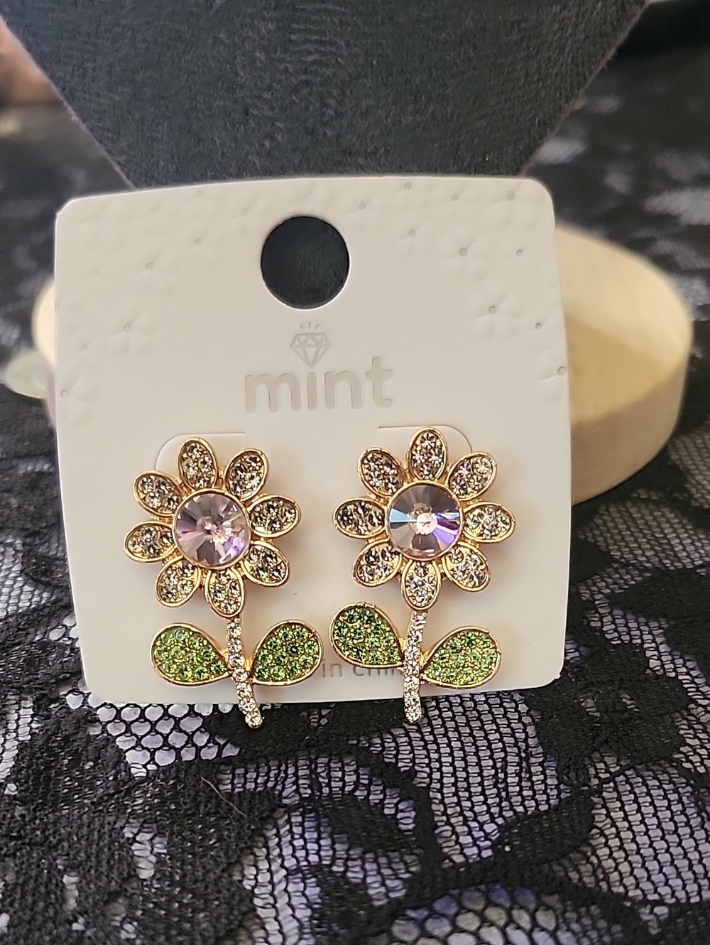 Mint Gold-Tone Floral Stud Earrings with Purple Centers and Green Leaves